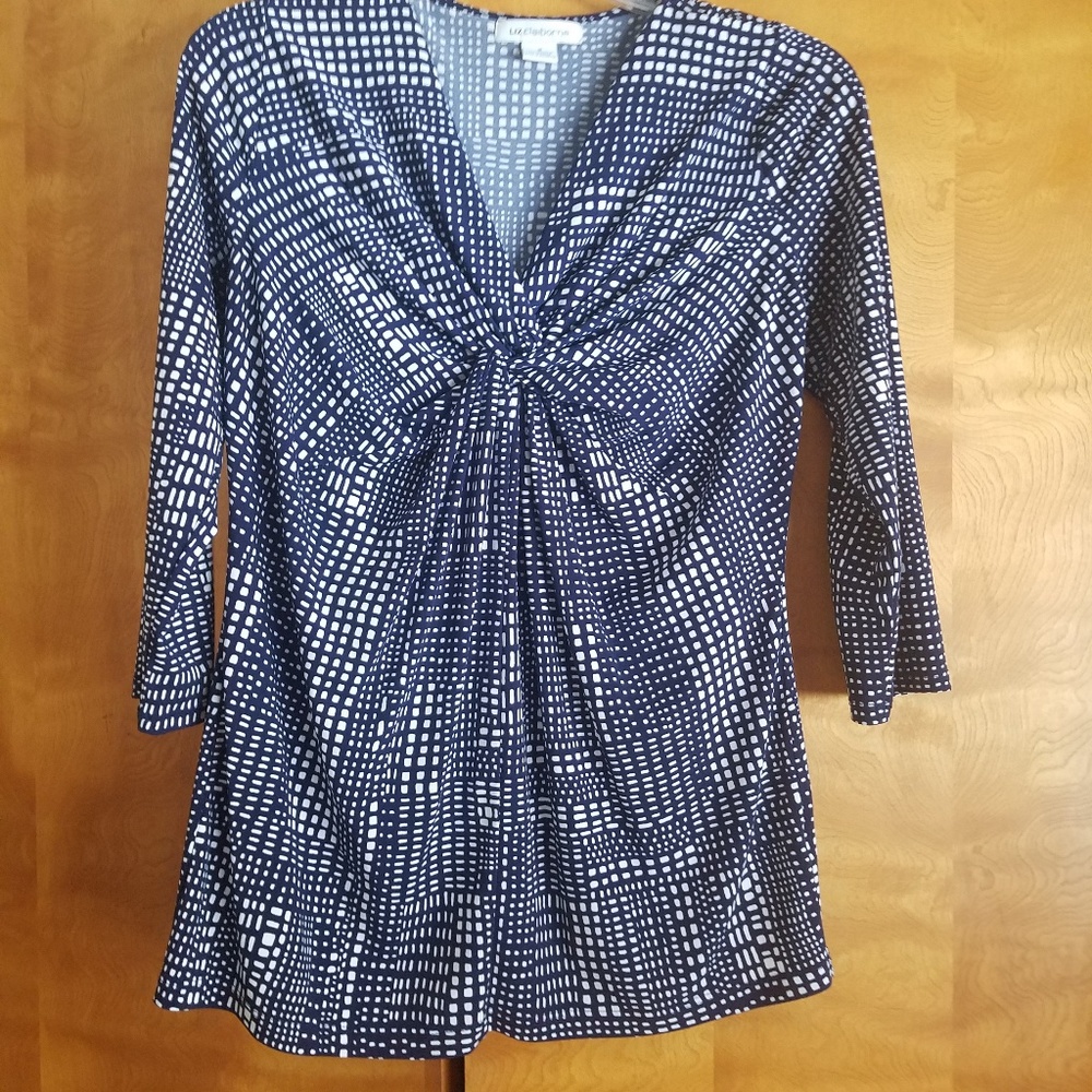 Tops - Picture 7 of 8